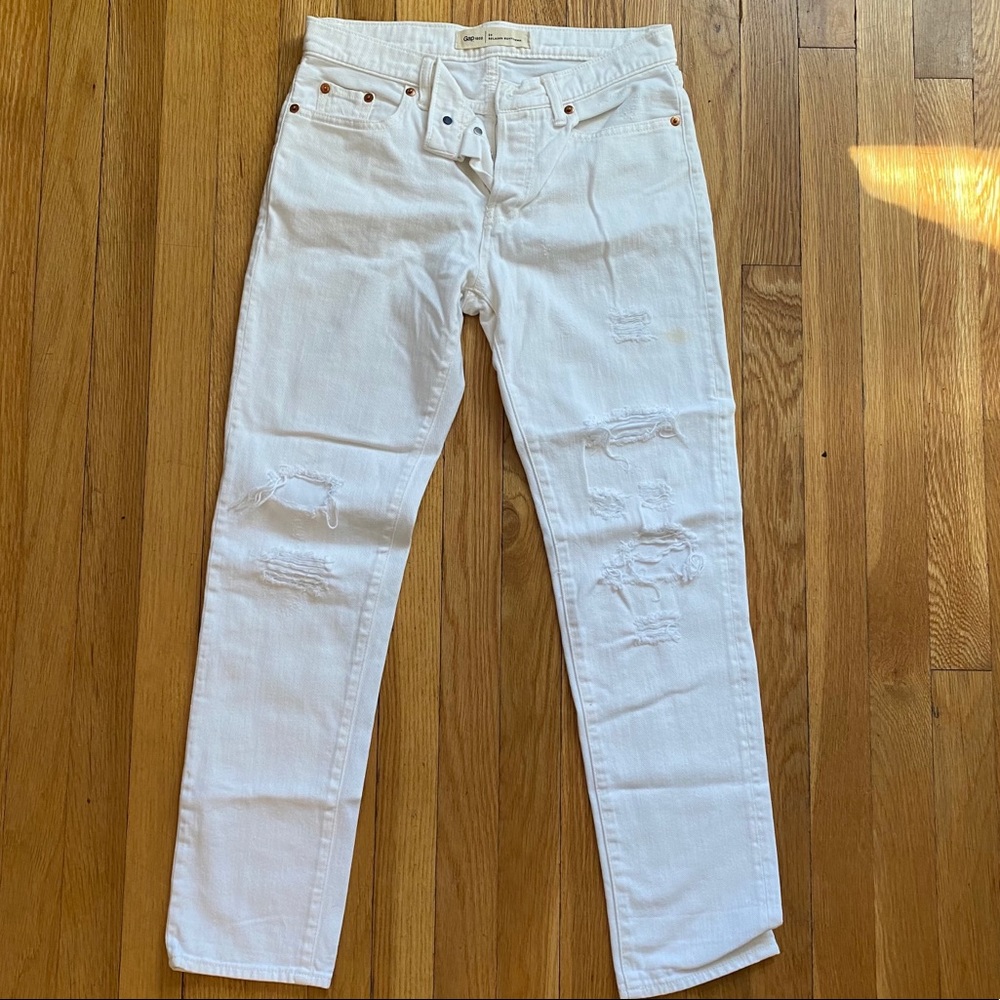 Gap White Jeans, Size 24 boyfriend fit